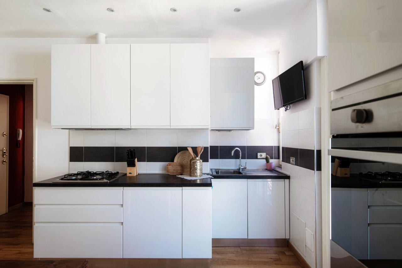Anna'S Home Super Cozy Flat, With A/C, High Speed Wifi, Near The Lake And Public Transport Como Dış mekan fotoğraf