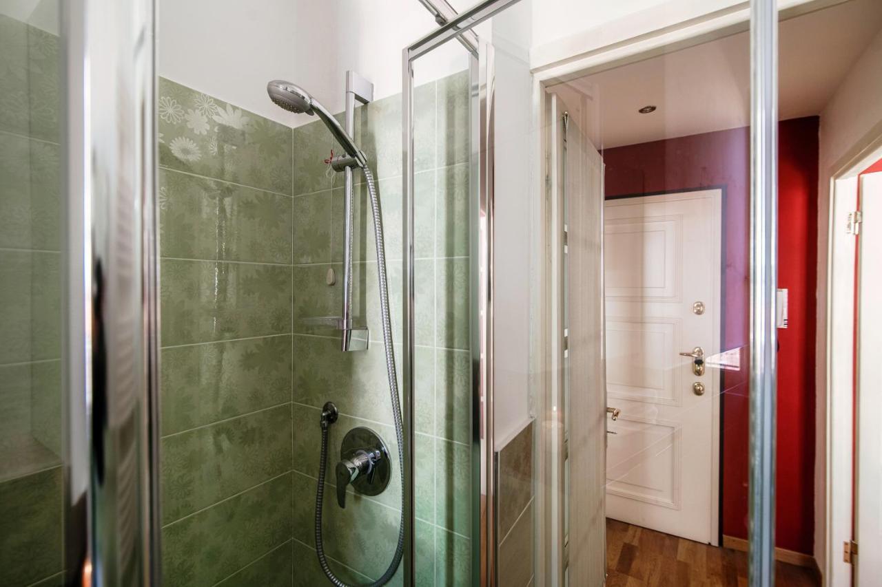 Anna'S Home Super Cozy Flat, With A/C, High Speed Wifi, Near The Lake And Public Transport Como Dış mekan fotoğraf